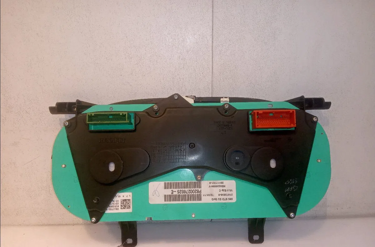 Compteur Renault CLIO II (BB_, CB_) 1.2 16v (bb05, bb0w, bb11, bb27, bb2t, bb2u, bb2v, cb05,... (2001-2016) 3 portes occasion