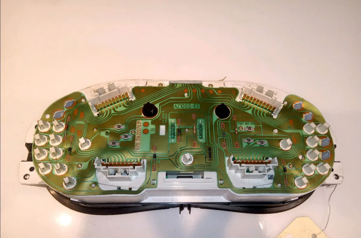 Compteur Renault CLIO II (BB_, CB_) 1.2 (bb0a, bb0f, bb10, bb1k, bb28, bb2d, bb2h, cb0a,... (1998-2010) 5 portes occasion — photo 2
