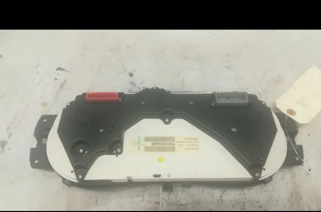 Compteur Renault CLIO II (BB_, CB_) 1.4 16v (b-cb0p, bb13) (2000-2008) 5 portes occasion — photo 2