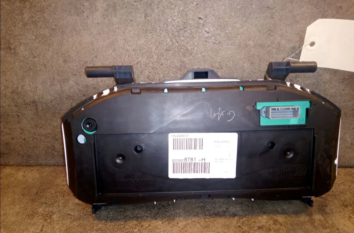 Compteur Renault CLIO III (BR0-1, CR0-1) 1.4 16v (2005-2012) occasion — photo 2
