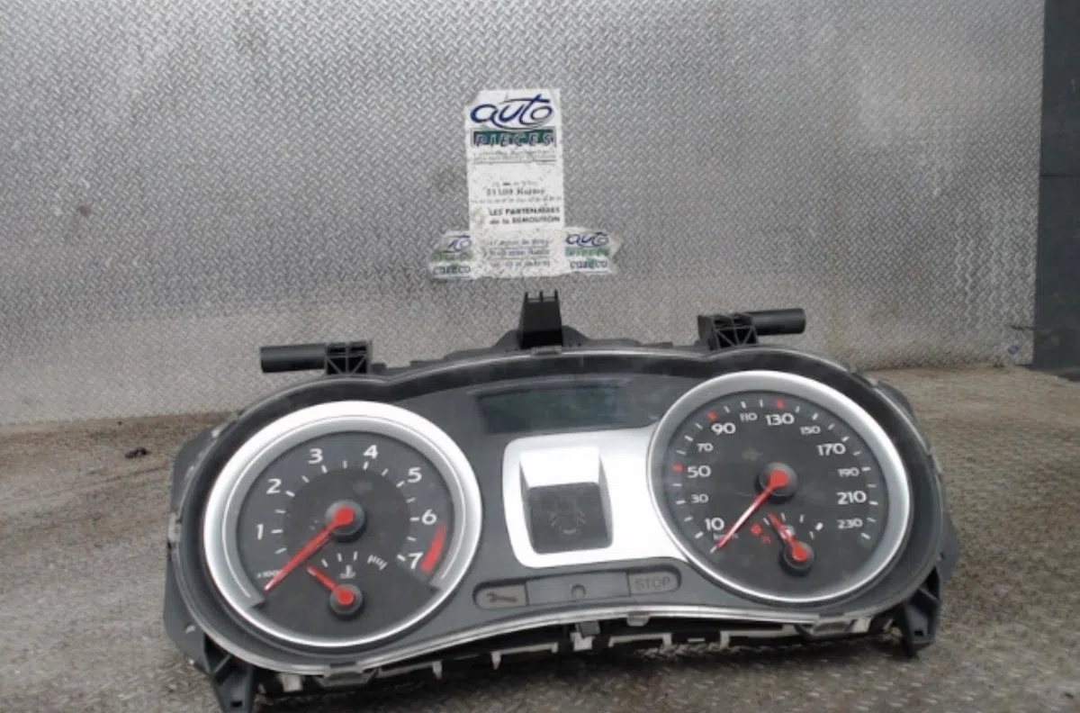 Compteur Renault CLIO III (BR0-1, CR0-1) 1.4 16v (2005-2012) occasion — photo 2