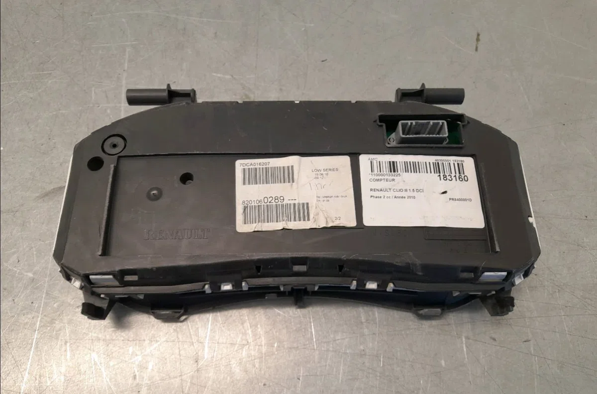 Compteur Renault CLIO III (BR0-1, CR0-1) 1.5 dci (2010-2014) 5 portes occasion — photo 2