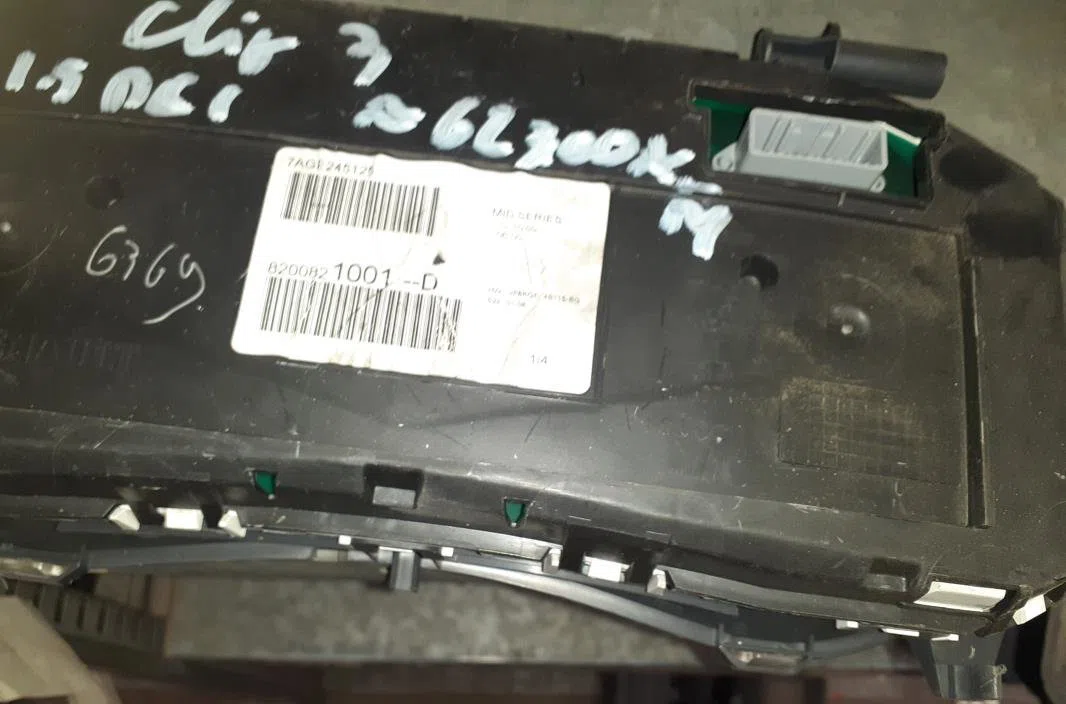 Compteur Renault CLIO III (BR0-1, CR0-1) 1.5 dci (br17, cr17) (2005-2012) 5 portes occasion — photo 2