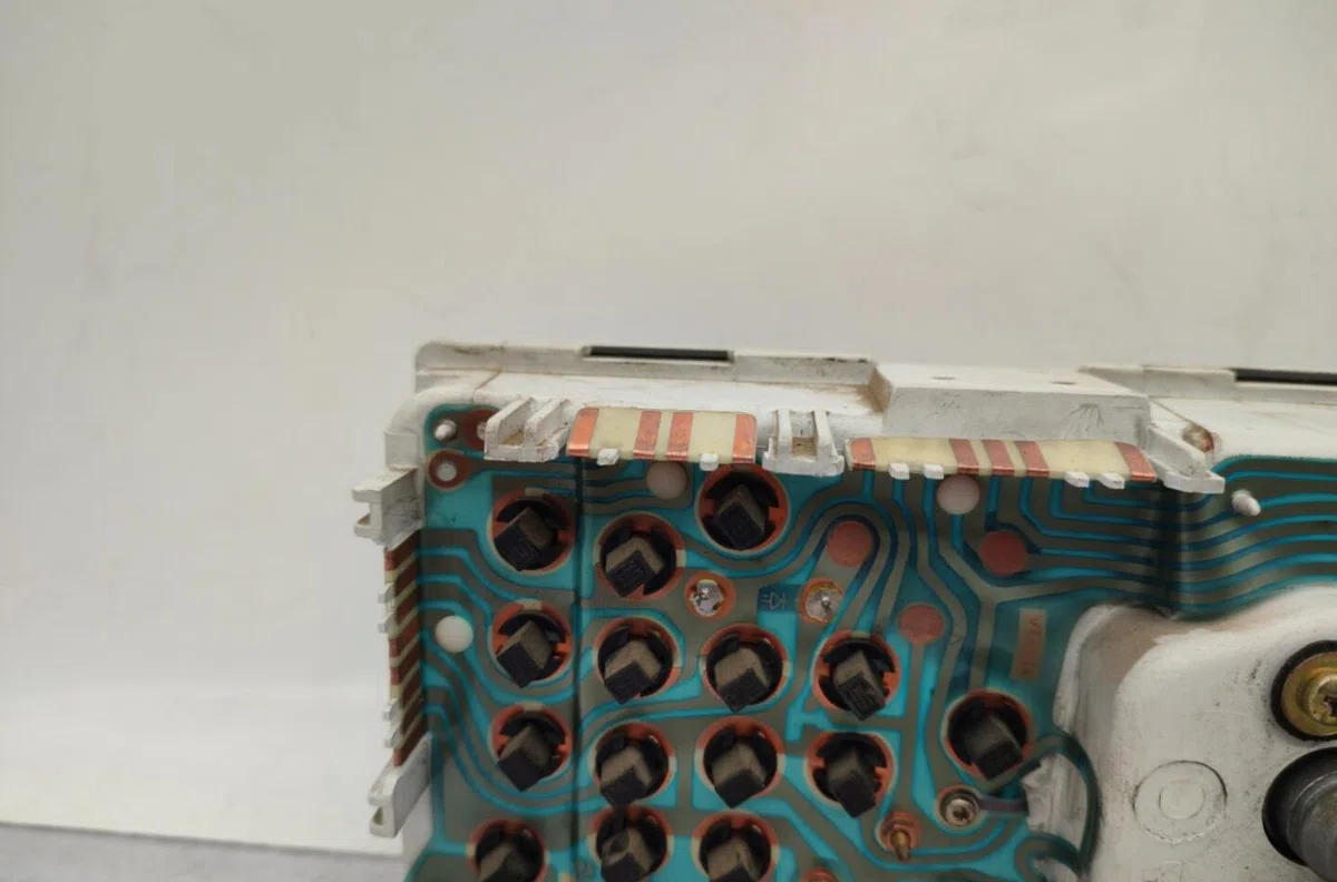 Compteur RENAULT EXPRESS PHASE 1 occasion — photo 4