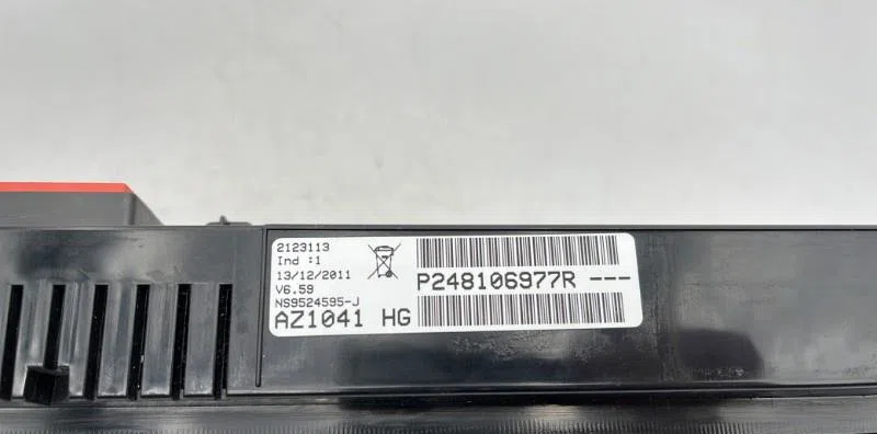 Compteur RENAULT GRAND ESPACE 4 PHASE 2 occasion — photo 3