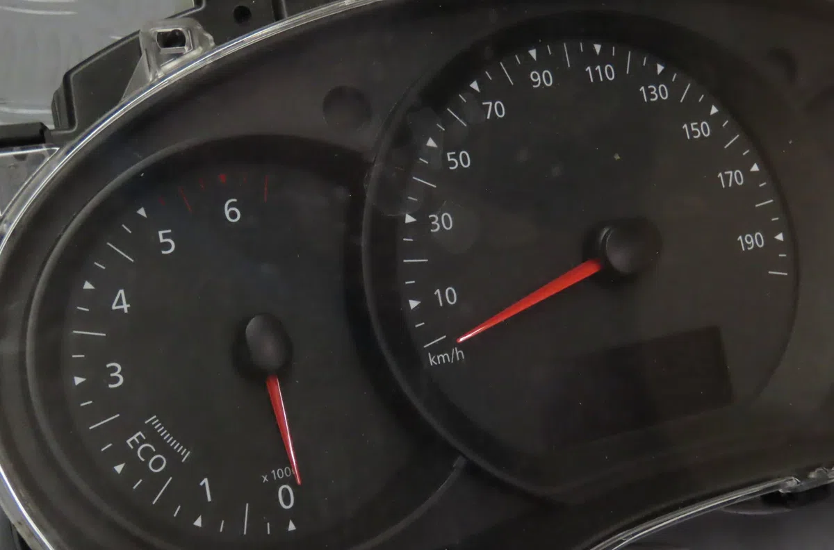 Compteur RENAULT KANGOO 2015 occasion — photo 2