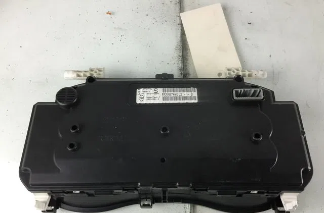 Compteur Renault KANGOO Express (FW0-1_) 1.5 dci 70 (fw0a, kw0v) (2008) 4 portes occasion — photo 2