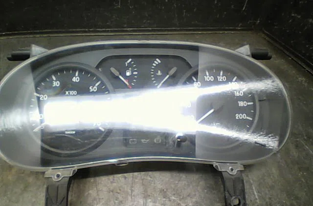 Compteur Renault KANGOO (KC0-1_) 1.2 16v (kc05, kc06, kc03, kc0t, kc0w, kc1d) (2001) occasion