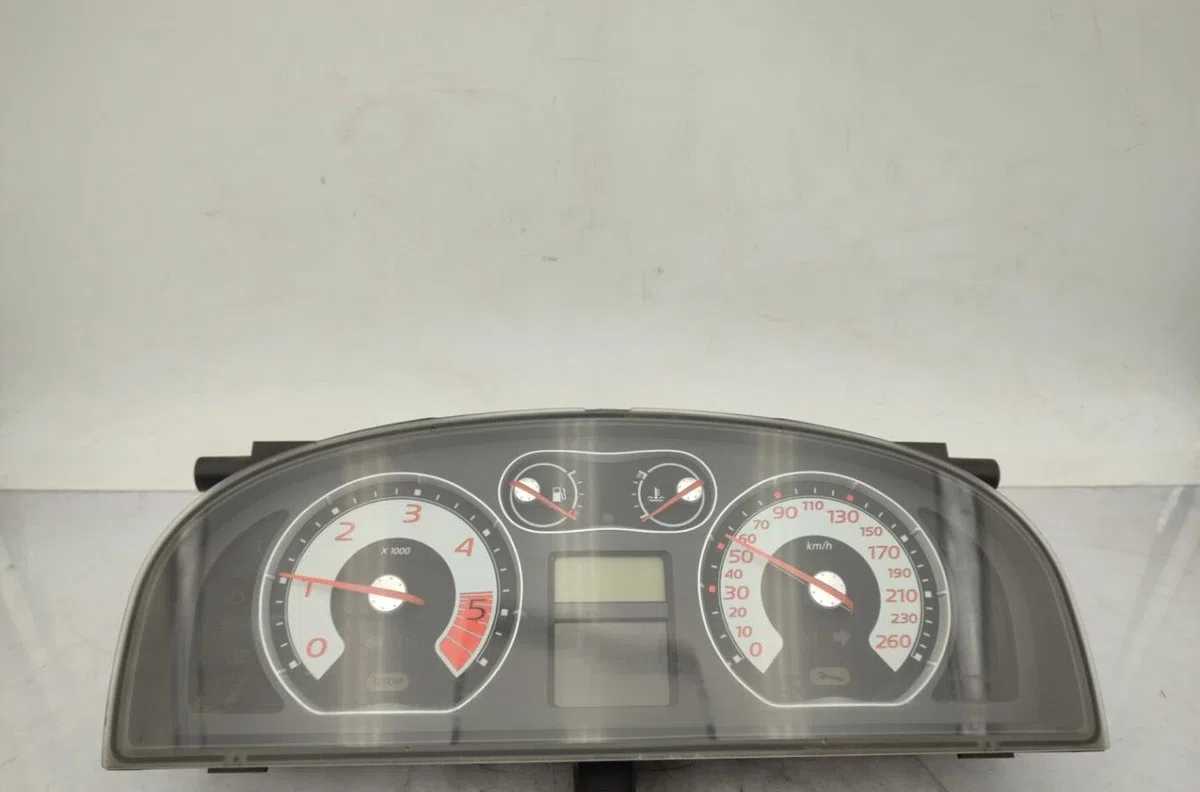 Compteur RENAULT LAGUNA 2 PHASE 2 occasion — photo 4