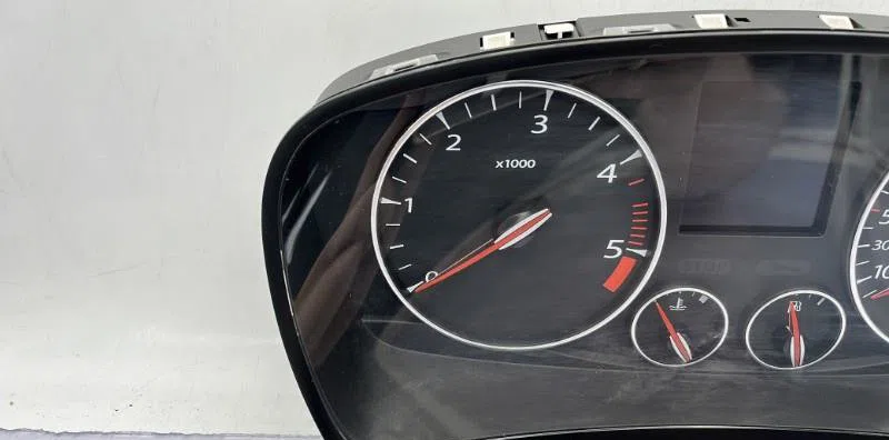 Compteur RENAULT LAGUNA 3 PHASE 2 occasion — photo 2