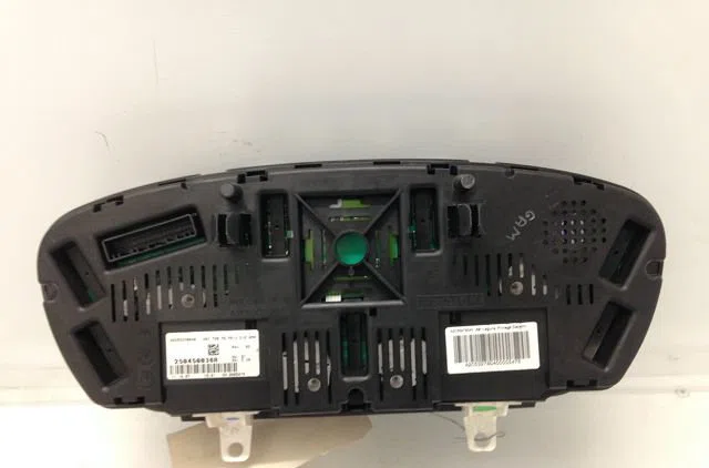 Compteur Renault LAGUNA III (BT0-1) 2.0 dci (bt07, bt0j, bt14, bt1a, bt1s) (2007-2015) 5 portes occasion — photo 2