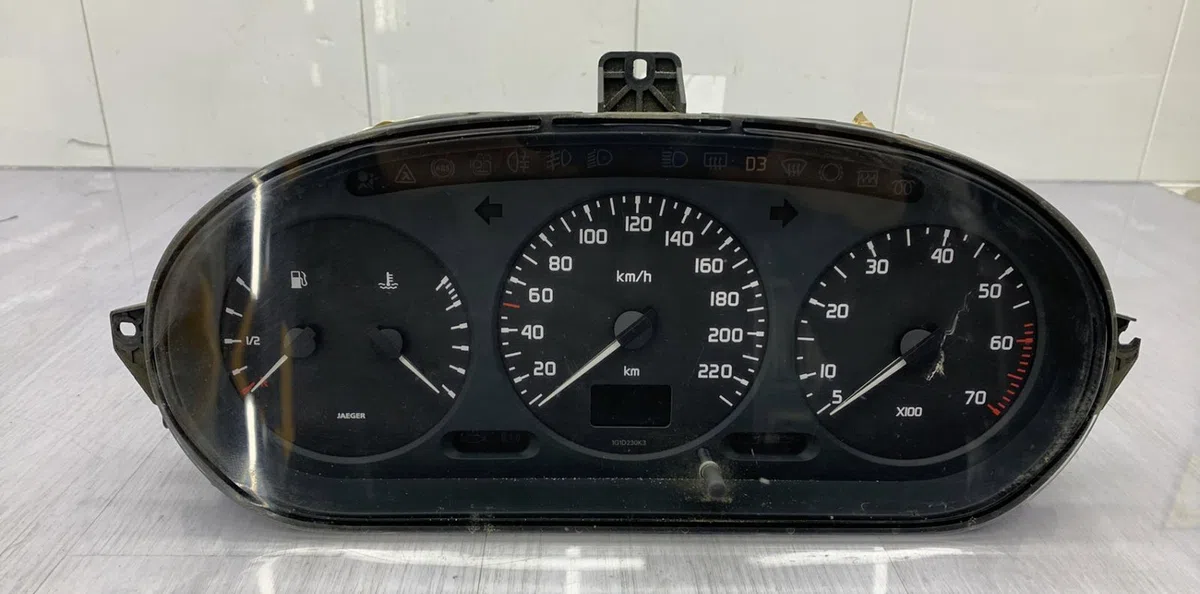 Compteur RENAULT MEGANE 1 PHASE 1 occasion — photo 2
