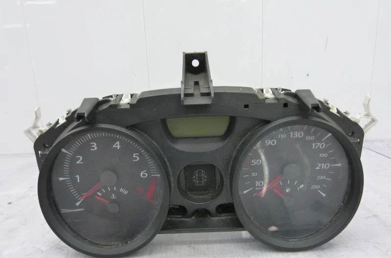 Compteur RENAULT MEGANE 2 PHASE 2 occasion — photo 2
