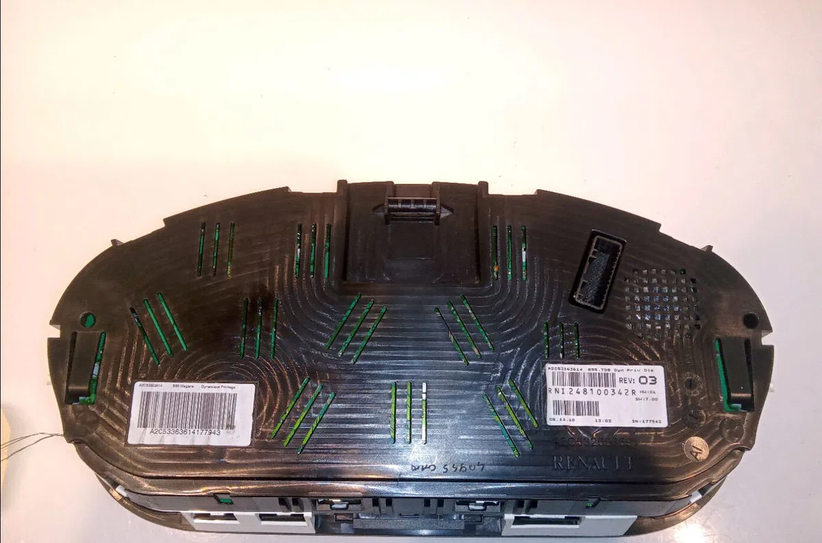 Compteur Renault MEGANE CC (EZ0-1_) 1.9 dci (ez0j, ez1s) (2010) occasion