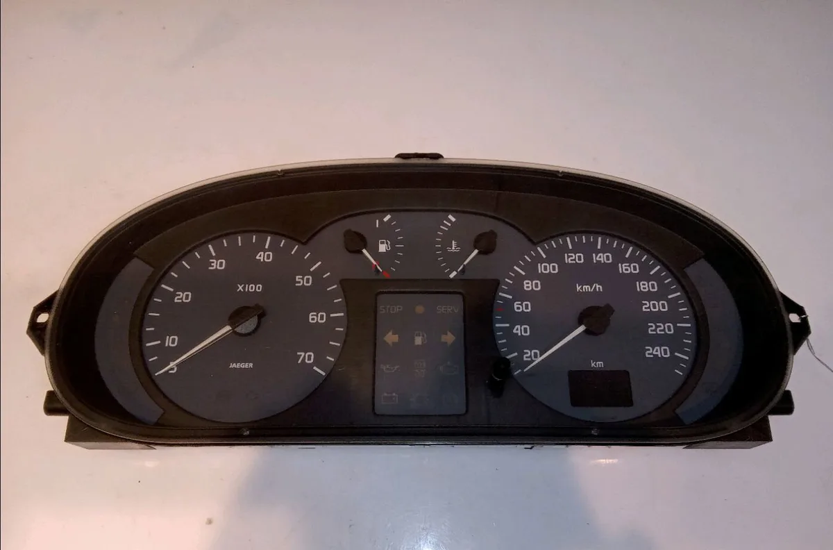 Compteur Renault MEGANE I Classic (LA0-1_) 1.9 dti (la08, la0n) (1997-2001) occasion