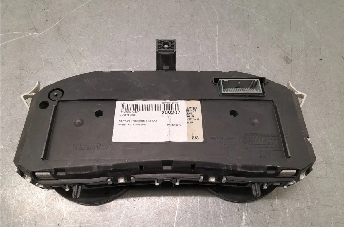 Compteur Renault MEGANE II (BM0-1_, CM0-1_) 1.9 dci (bm0g, cm0g) (2002-2008) 5 portes occasion