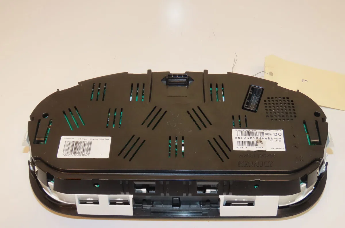 Compteur Renault MEGANE III Grandtour (KZ0-1) 1.5 dci (kz09, kz0d, kz1g, kz29, kz14, kz1w, kz10, kz1f,... (2009) 5 portes occasion — photo 2
