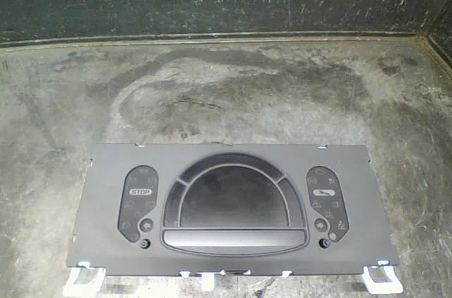 Compteur Renault MODUS - GRAND MODUS (F-JP0_) 1.5 dci (fp0f, jp0f) (2004) 5 portes occasion — photo 3