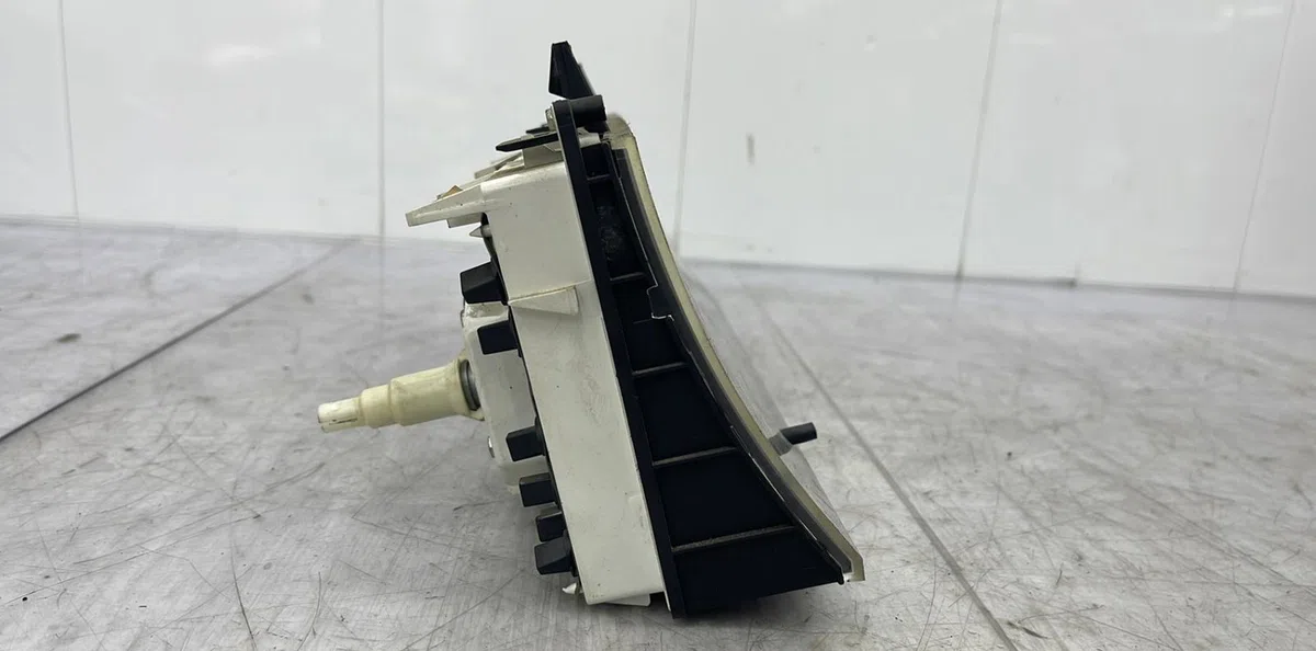 Compteur RENAULT R21 PHASE 2 occasion — photo 3