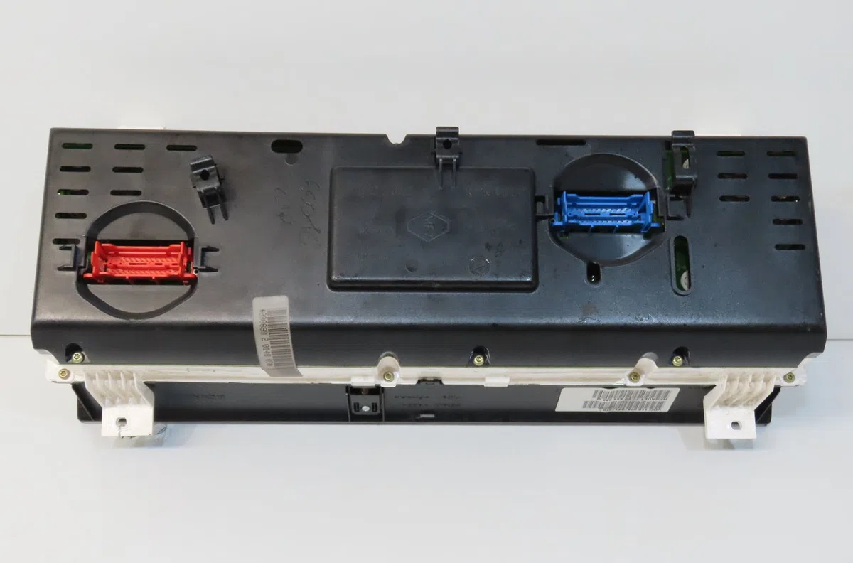 Compteur Renault SAFRANE II (B54_) 2.0 16v (b54l) (1996-2000) occasion — photo 3