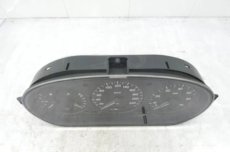 Compteur RENAULT SCENIC 1 PHASE 1 occasion — photo 3