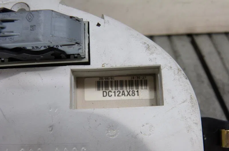 Compteur RENAULT SCENIC 1 PHASE 1 occasion