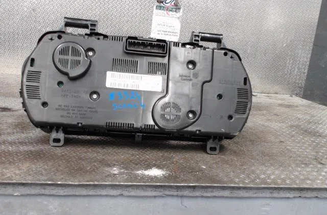 Compteur RENAULT SCENIC 4 occasion — photo 2
