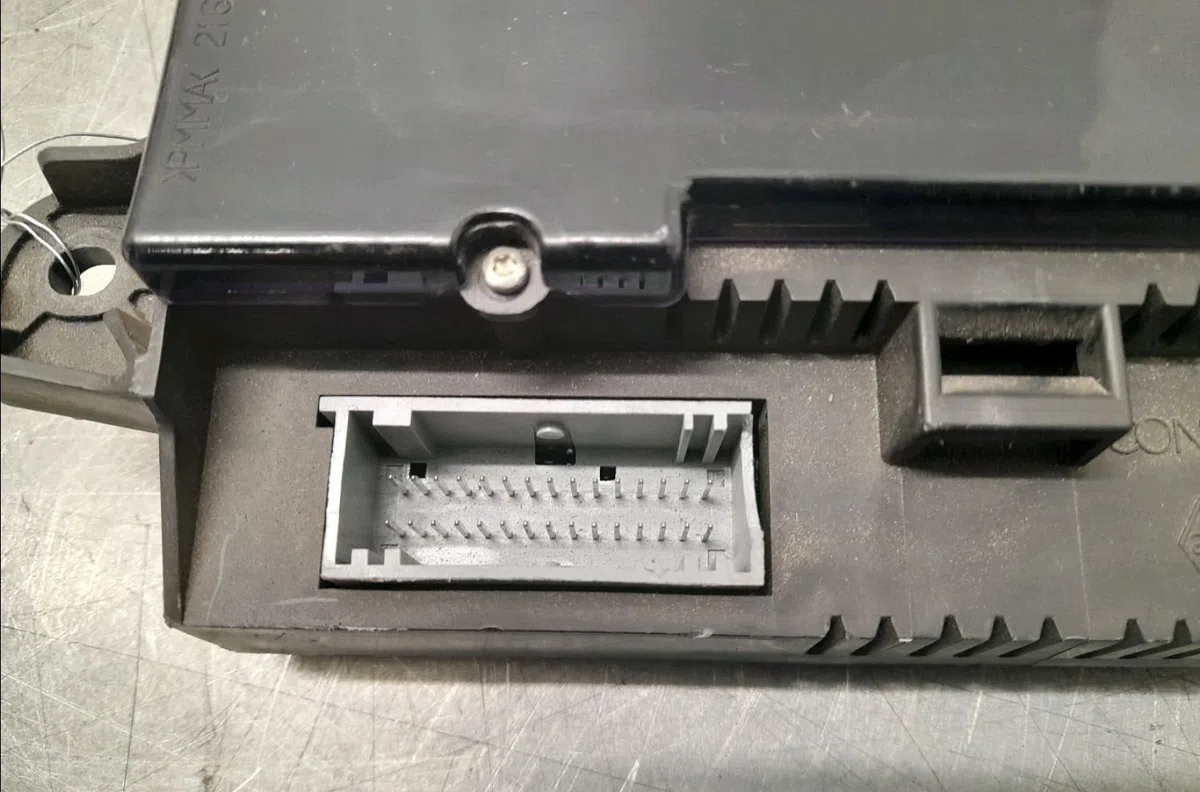 Compteur Renault SCÉNIC II (JM0-1_) 1.9 dci (jm14) (2005-2008) 5 portes occasion — photo 2