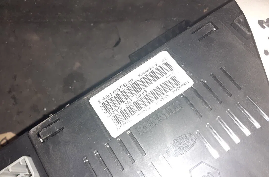 Compteur Renault SCÉNIC III (JZ0-1_) 1.5 dci (2009) 5 portes occasion — photo 2