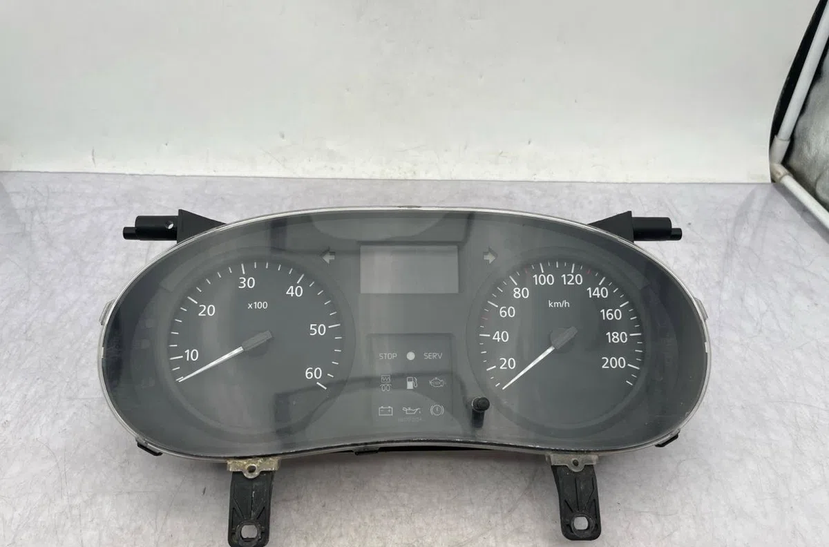 Compteur RENAULT TRAFIC 2 PHASE 1 occasion — photo 2