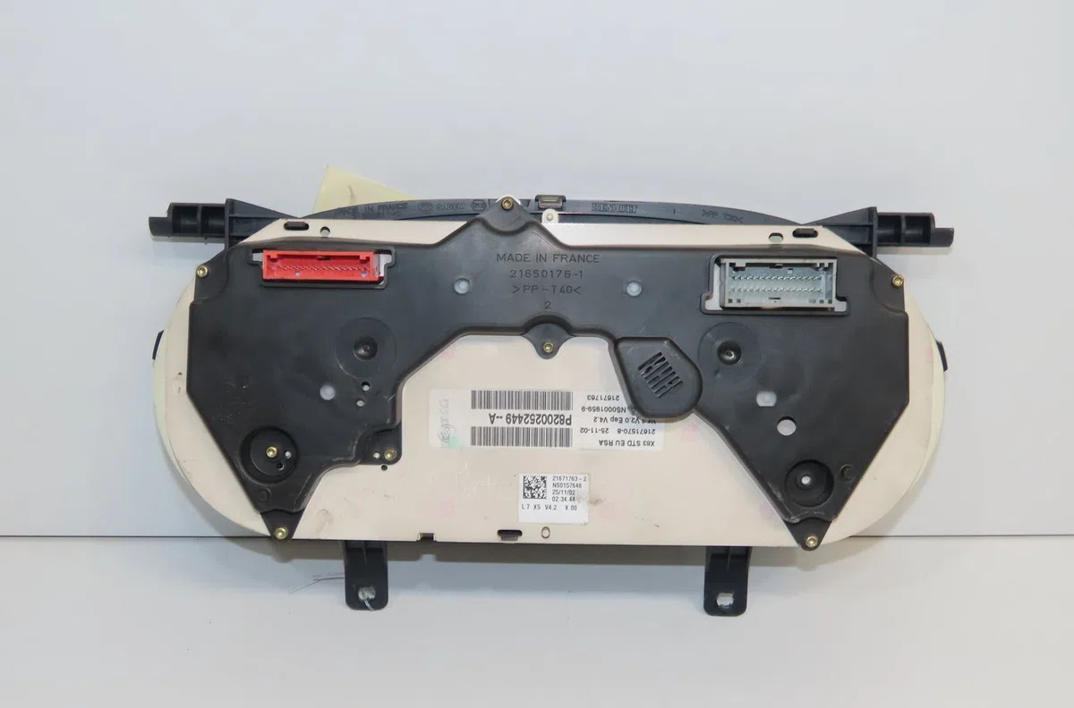 Compteur Renault TRAFIC II Autobus-Autocar (JL) 1.9 dci 80 (jl0b) (2001-2006) occasion — photo 2