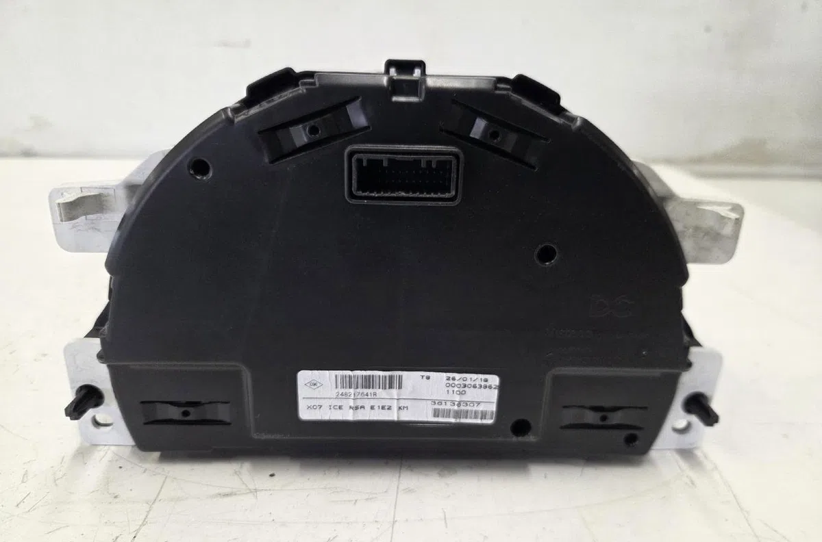 Compteur RENAULT TWINGO 3 PHASE 1 occasion — photo 2