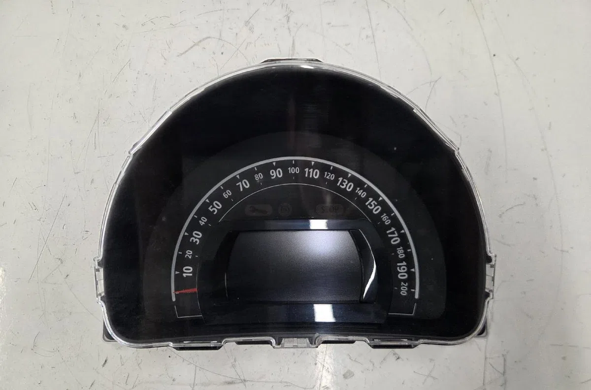 Compteur RENAULT TWINGO 3 PHASE 1 occasion — photo 3