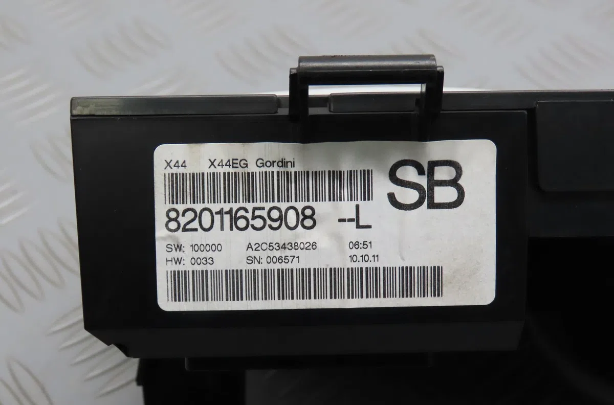 Compteur Renault TWINGO II (CN0_) 1.2 16v (cn04, cn0a, cn0b) (2007-2014) 3 portes occasion — photo 3