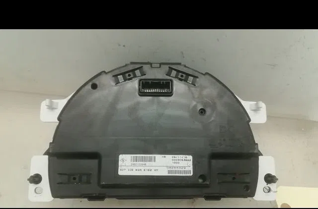 Compteur Renault TWINGO III (BCM_, BCA_) 0.9 tce 90 (2014) 5 portes occasion