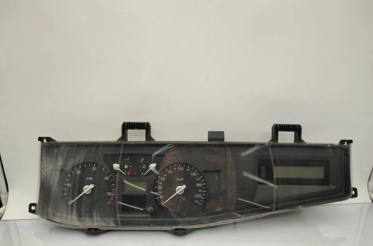 Compteur RENAULT VEL SATIS PHASE 1 occasion — photo 2