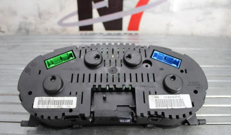 Compteur SEAT IBIZA 2 PHASE 3 occasion — photo 3
