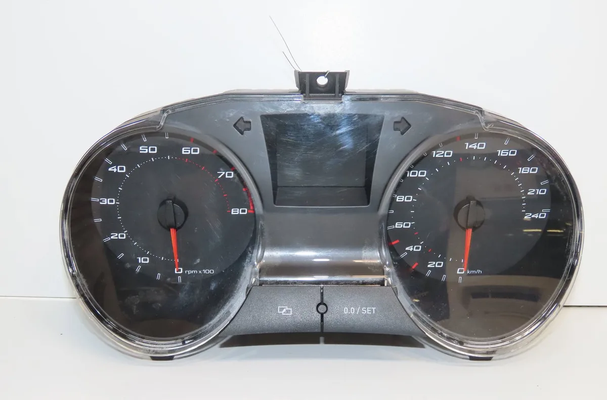 Compteur Seat IBIZA IV (6J5, 6P1) 1.2 (2009-2011) occasion