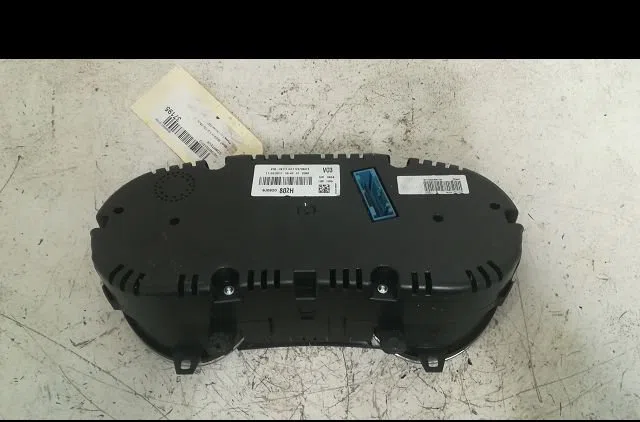 Compteur Seat IBIZA IV (6J5, 6P1) 1.2 tdi (2010-2015) occasion — photo 2