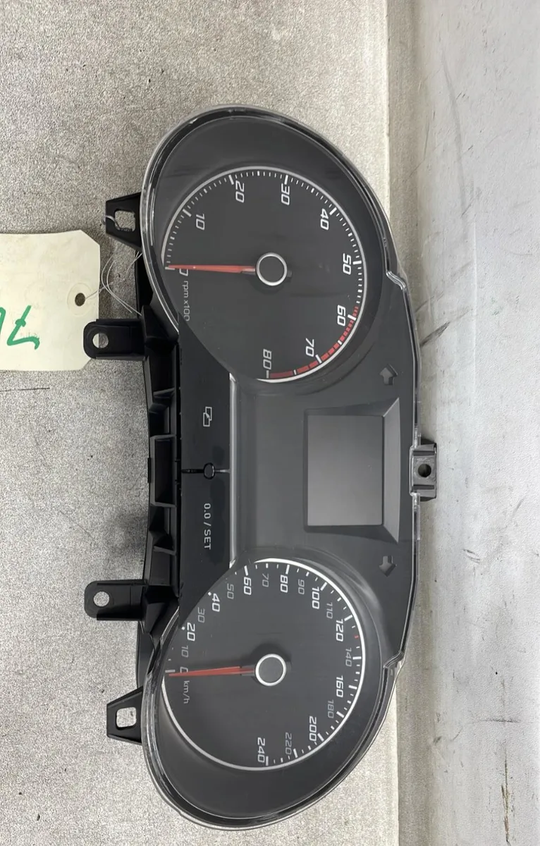 Compteur Seat IBIZA IV (6J5, 6P1) 1.2 tsi (2010-2012) 5 portes occasion