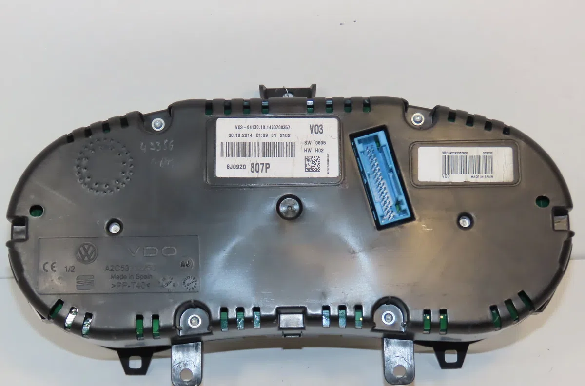 Compteur Seat IBIZA IV (6J5, 6P1) 1.2 tsi (2010-2012) 5 portes occasion — photo 2