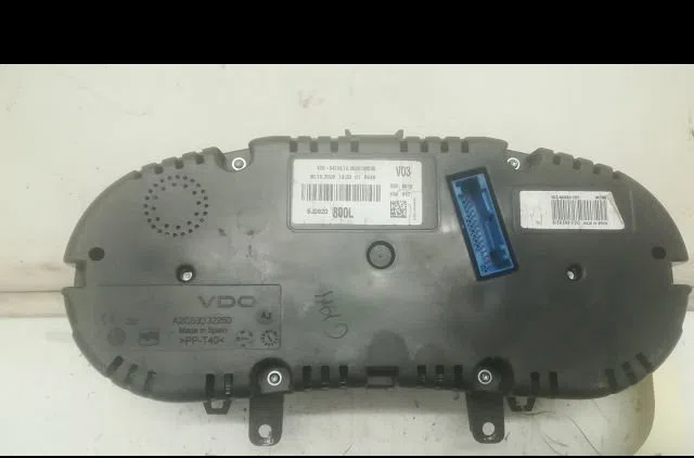 Compteur Seat IBIZA IV (6J5, 6P1) 1.4 tdi (2008-2010) 5 portes occasion — photo 2