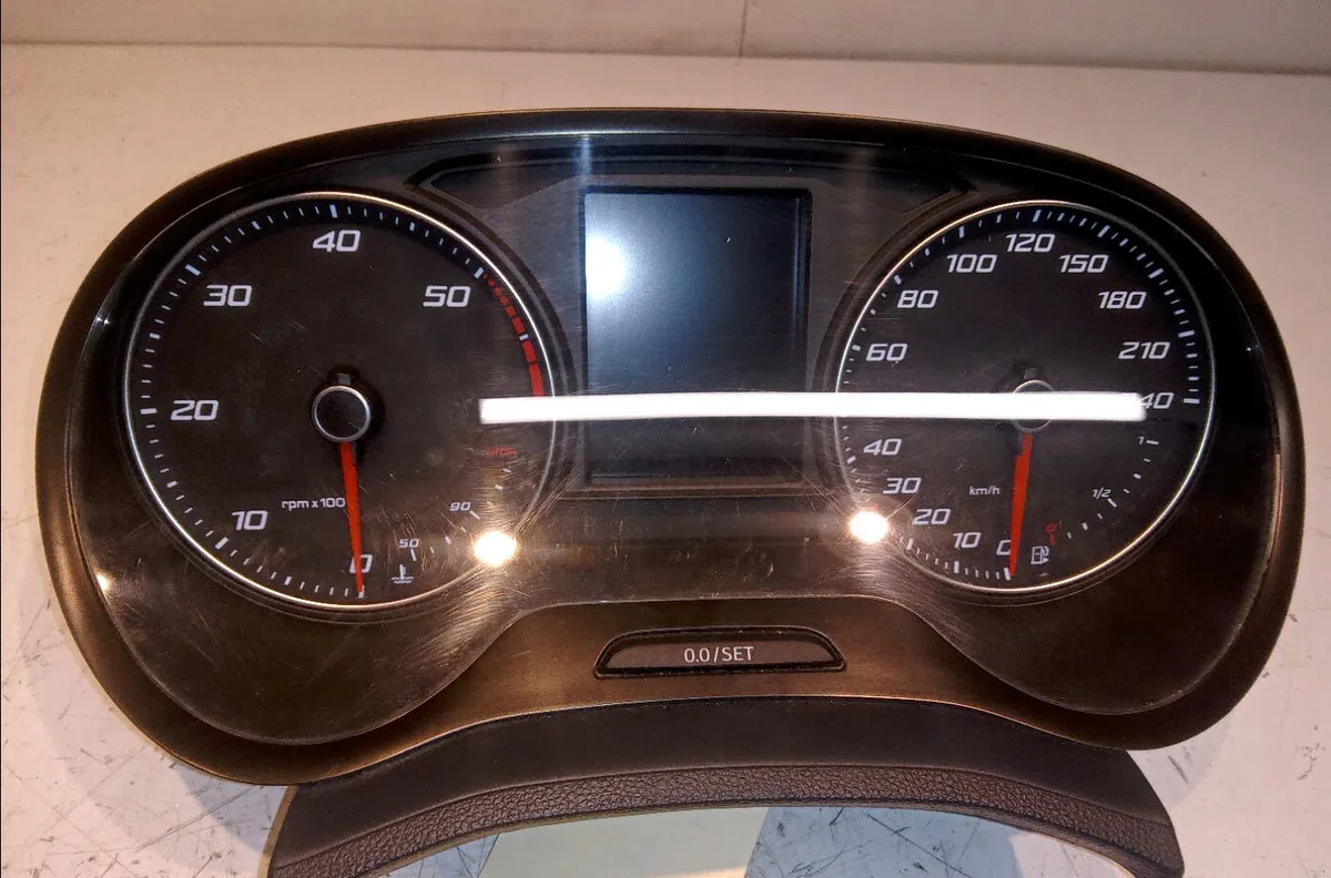 Compteur Seat IBIZA IV (6J5, 6P1) 1.4 tdi (2008-2010) occasion