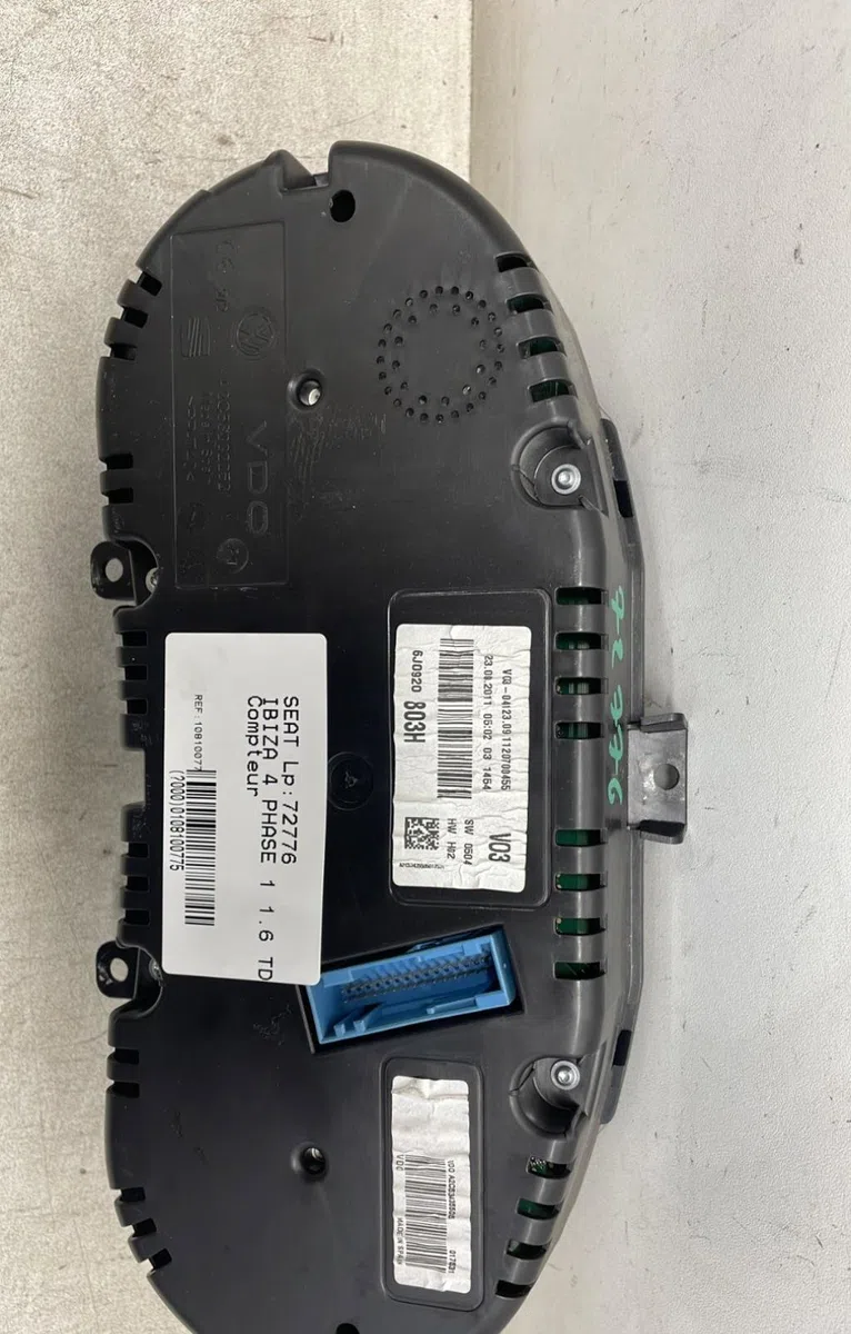 Compteur Seat IBIZA IV (6J5, 6P1) 1.6 tdi (2009-2015) occasion — photo 2