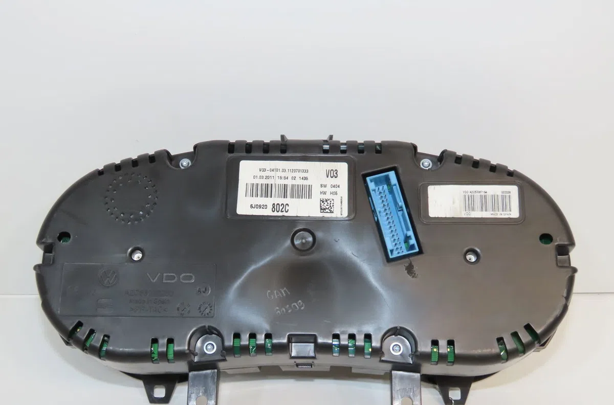 Compteur Seat IBIZA IV (6J5, 6P1) 2.0 tdi (2010-2015) occasion — photo 2