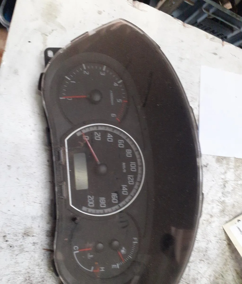 Compteur Suzuki SWIFT III (MZ, EZ) 1.3 ddis (rs 413d) (2005) occasion