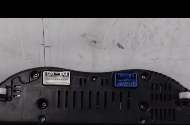 Compteur Toyota AVENSIS Break (_T25_) 2.0 d-4d (adt250_) (2006-2008) occasion — photo 2