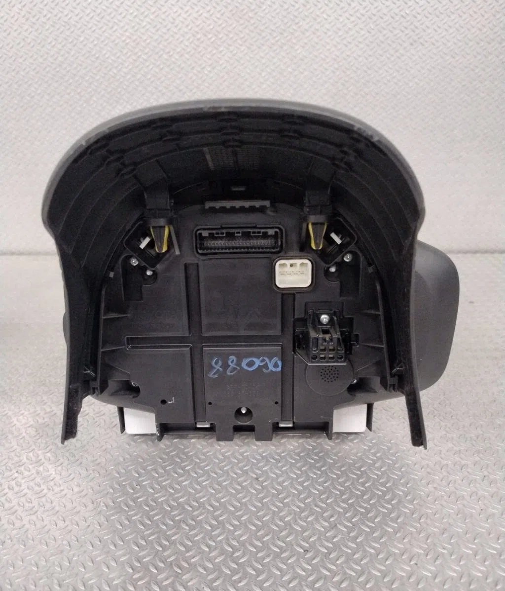 Compteur TOYOTA AYGO 2  AYGO 2 PHASE 1 occasion — photo 4
