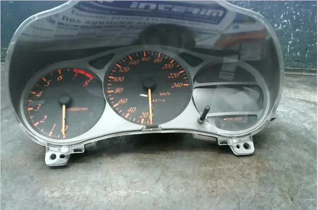 Compteur Toyota CELICA Coupé (_T23_) 1.8 16v vt-i (zzt230_) (1999-2005) occasion — photo 4