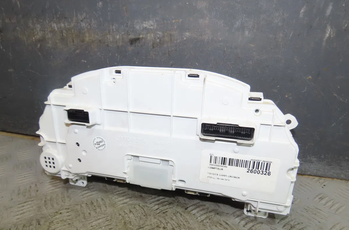 Compteur Toyota LAND CRUISER PRADO (_J15_) 2.8 d-4d (gdj150_, gdj155_, gdj150) (2015) 3 portes occasion